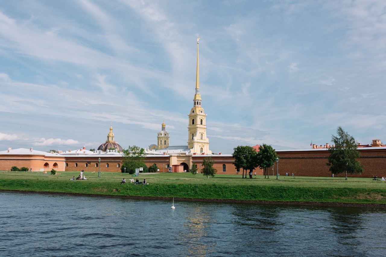 Петропавловский собор Петергоф